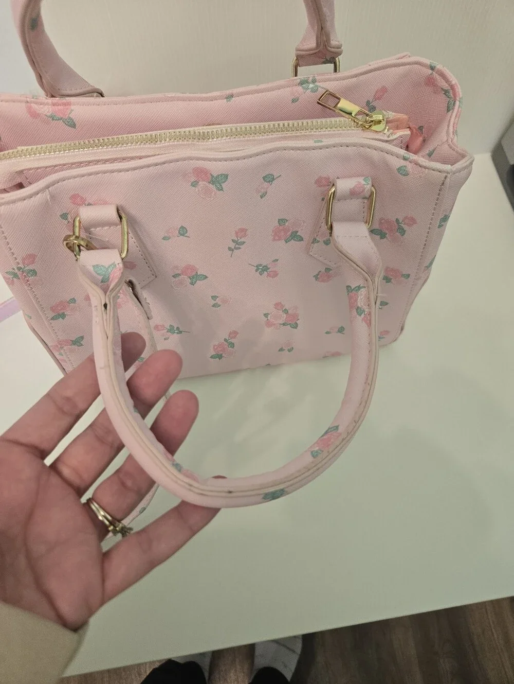 Under One Sky Pink Purse, Crossbody Straps, Pompom, Roses And Hearts, Quilted